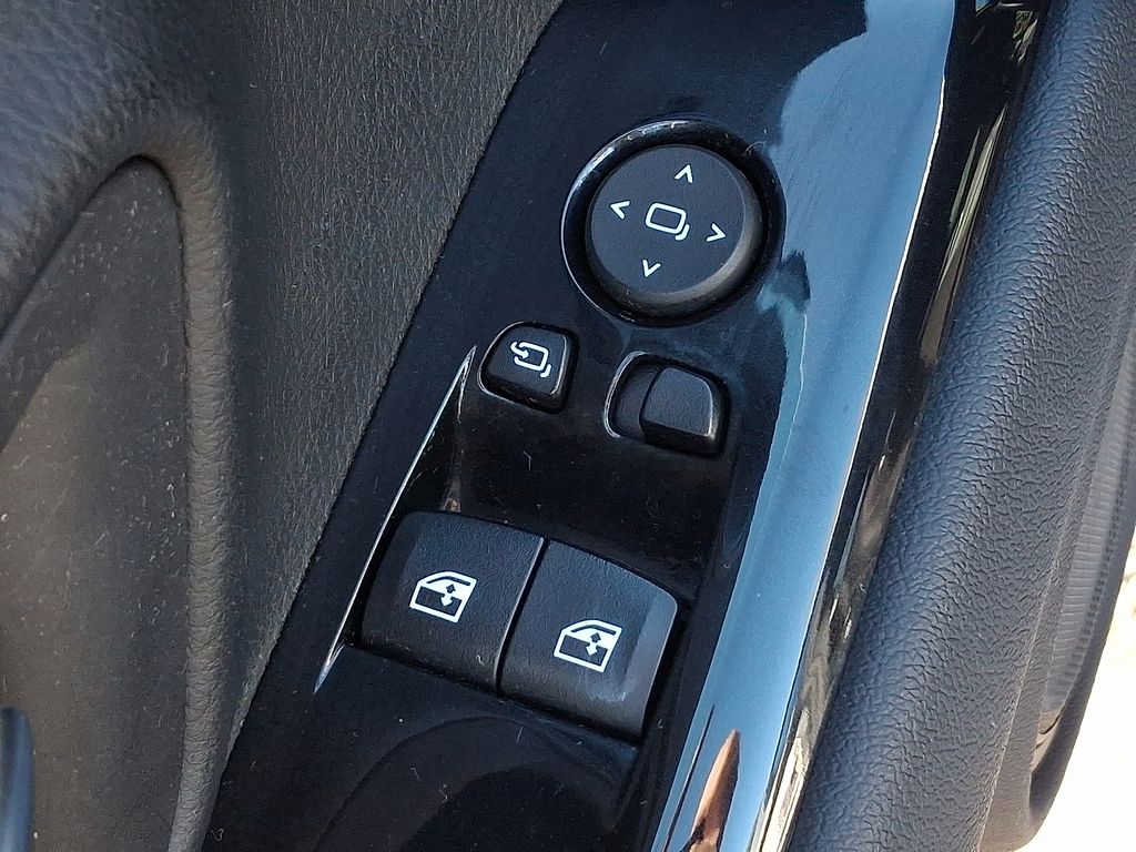 Thumbnail: 2022 Toyota GR Supra - 22