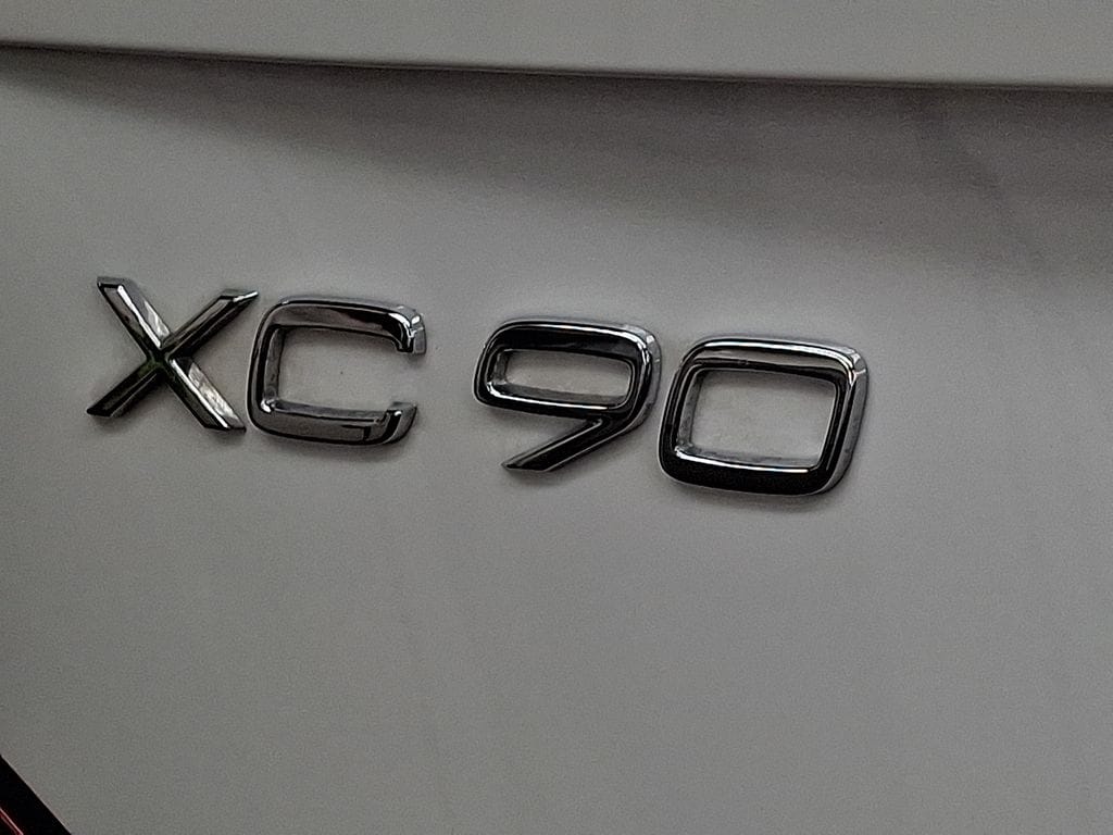 Thumbnail: 2020 Volvo XC90 - 28