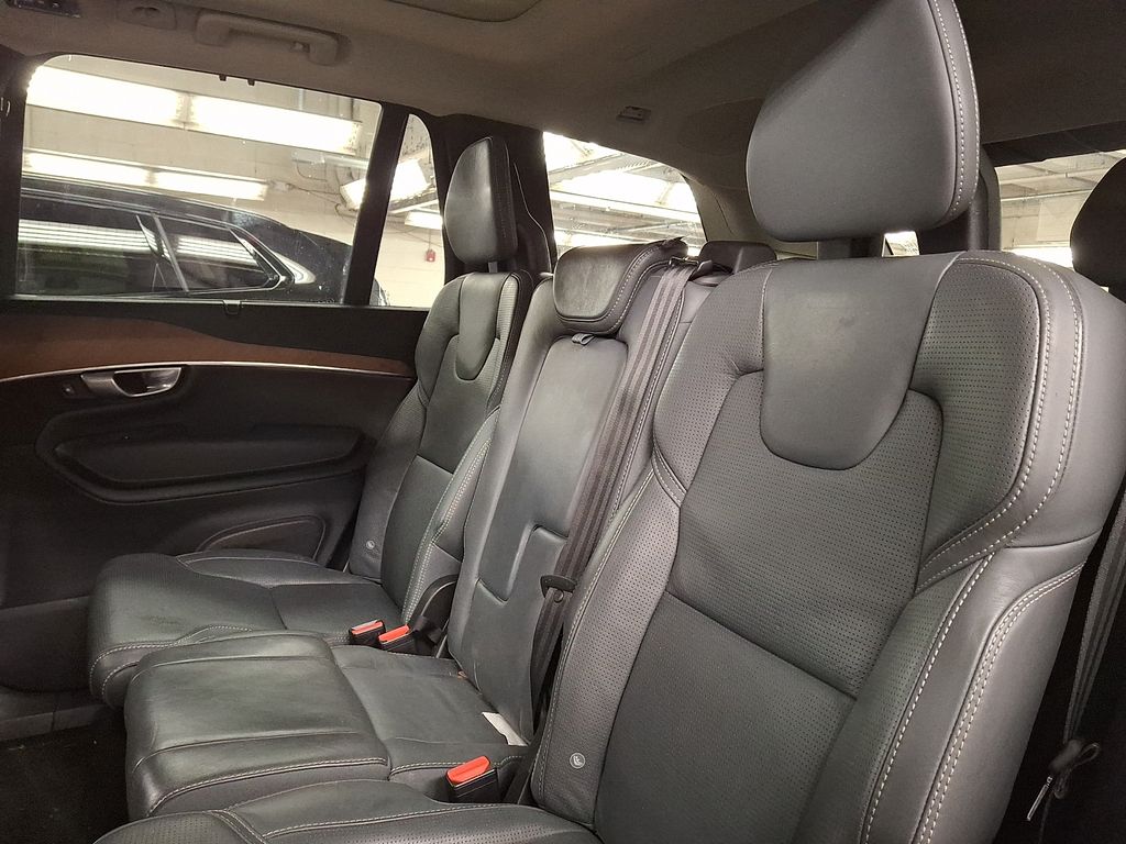 Thumbnail: 2020 Volvo XC90 - 7