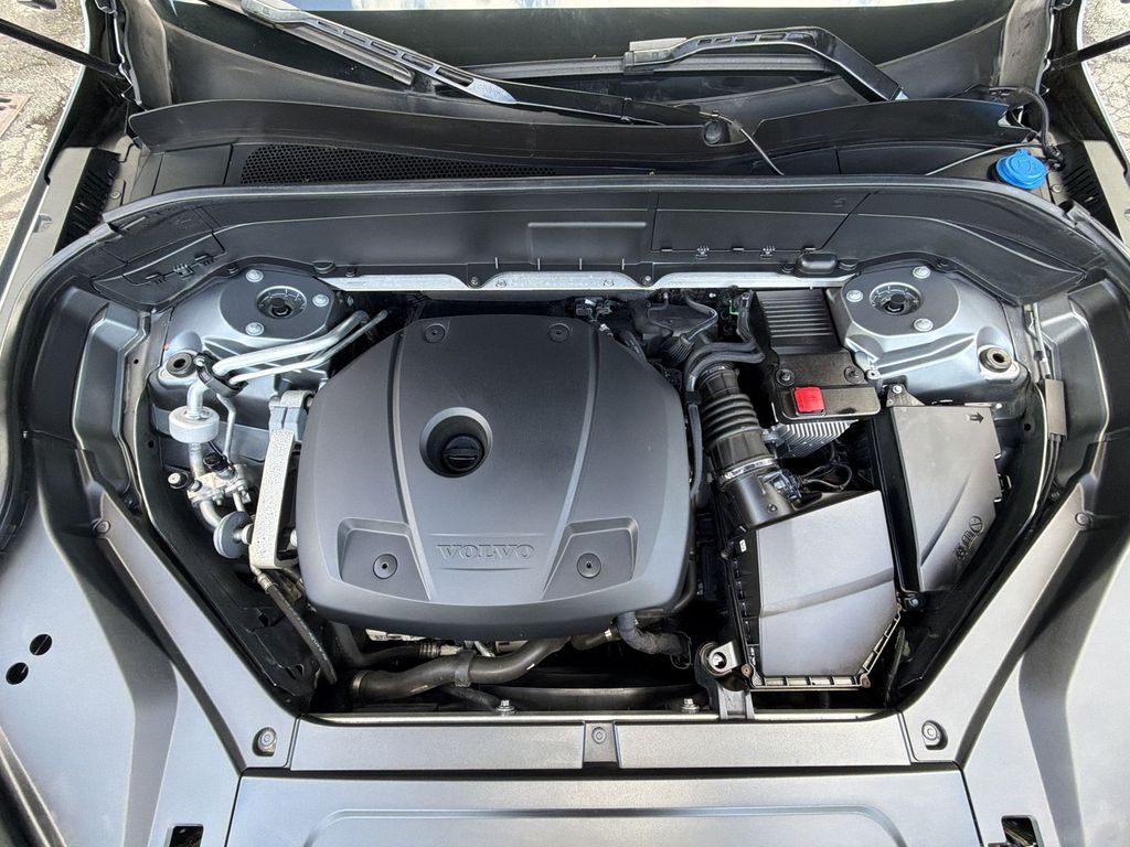 Thumbnail: 2019 Volvo XC90 - 9