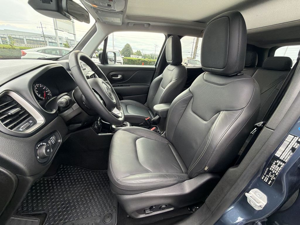 Thumbnail: 2023 Jeep Renegade - 11
