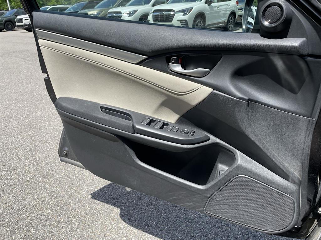 Thumbnail: 2016 Honda Civic - 17