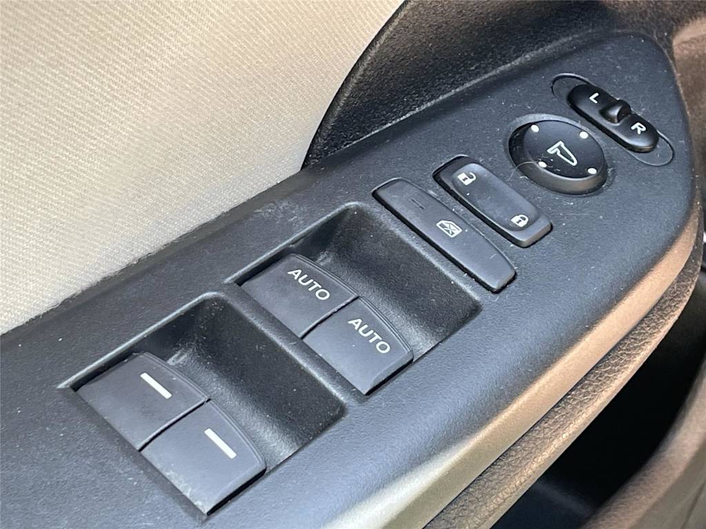 Thumbnail: 2016 Honda Civic - 18