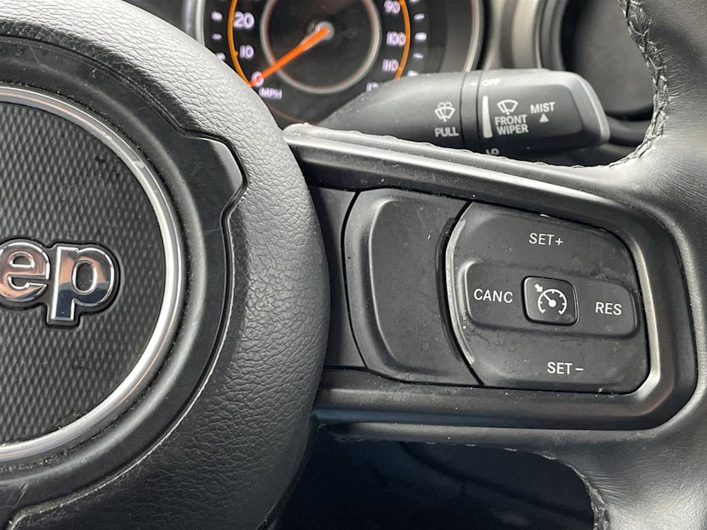 Thumbnail: 2022 Jeep Wrangler - 19