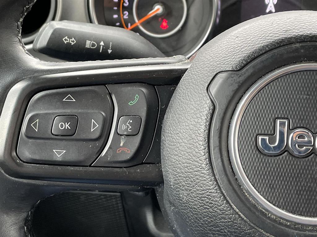 Thumbnail: 2022 Jeep Wrangler - 18