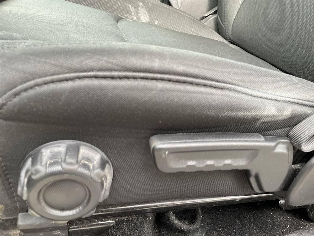 Thumbnail: 2022 Jeep Wrangler - 13