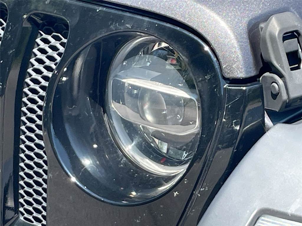 Thumbnail: 2020 Jeep Wrangler - 7