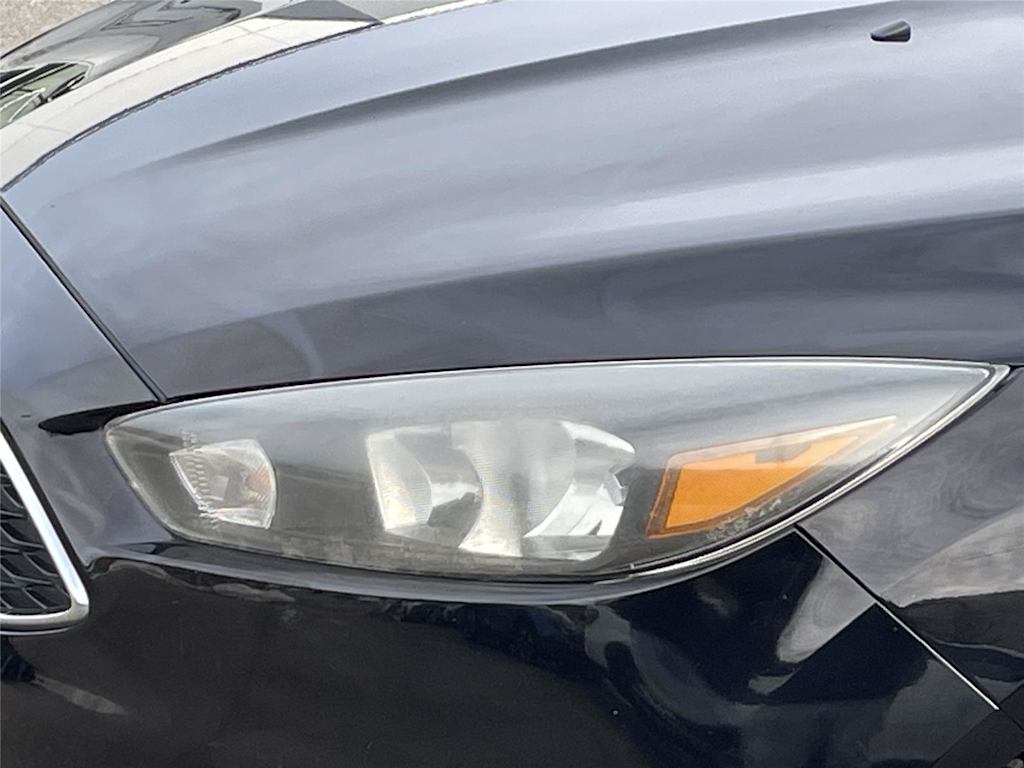 Thumbnail: 2018 Ford Focus - 20