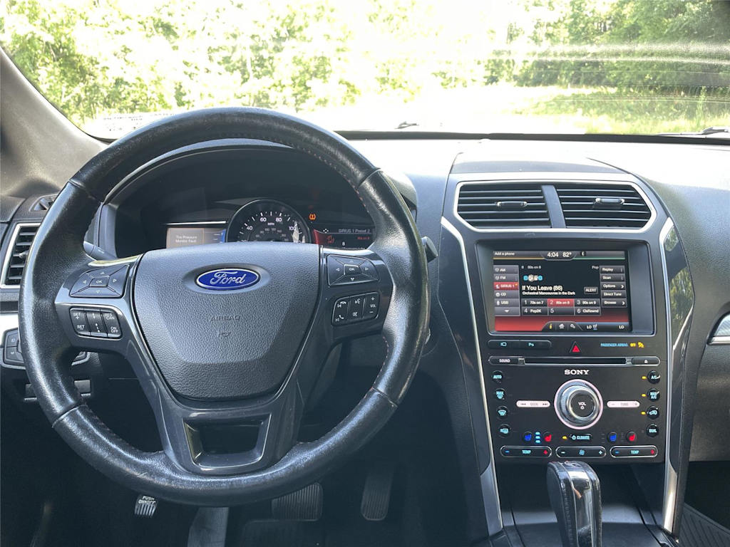 Thumbnail: 2016 Ford Explorer - 2
