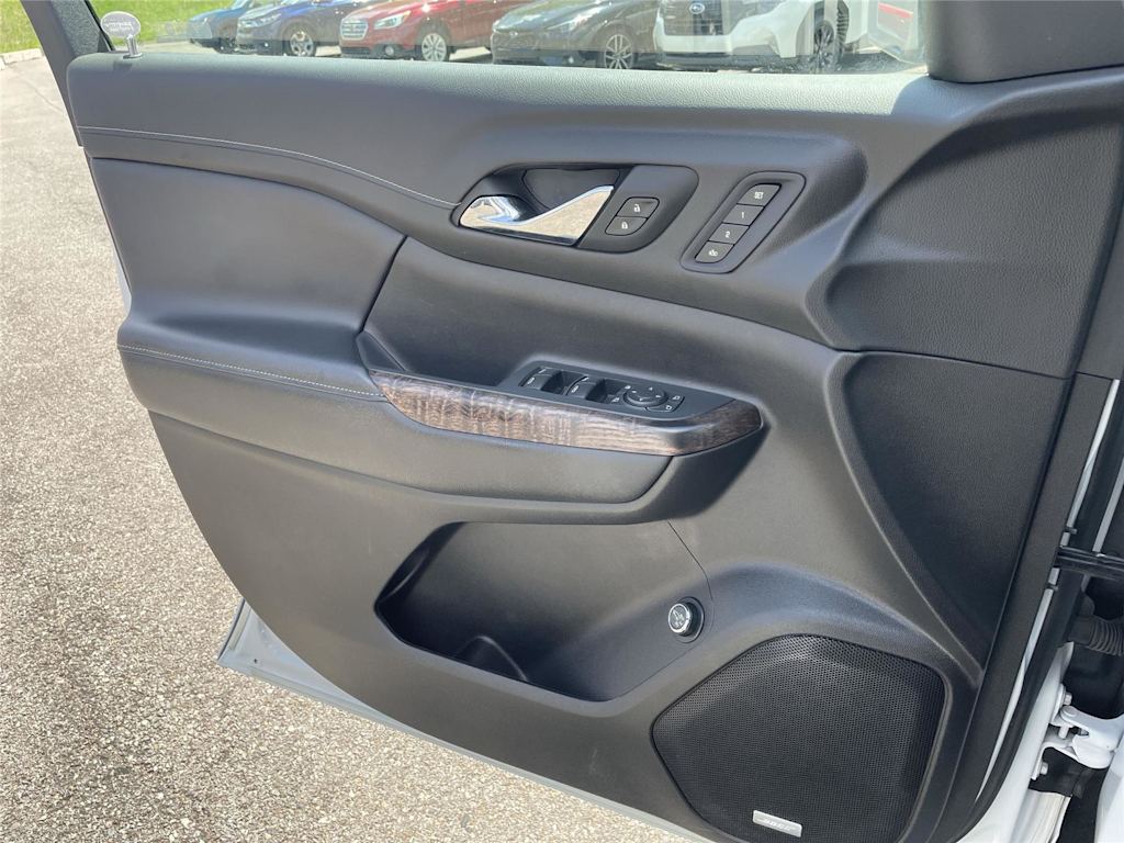 Thumbnail: 2021 GMC Acadia - 31