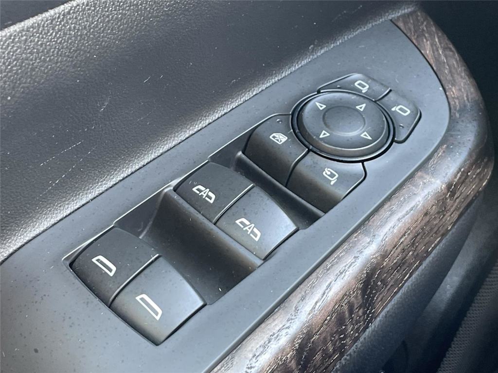 Thumbnail: 2021 GMC Acadia - 32