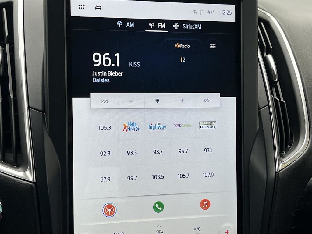 Thumbnail: 2024 Ford Edge - 23