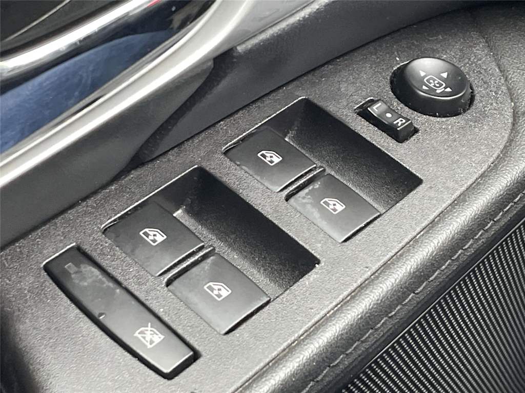 Thumbnail: 2016 GMC Terrain - 21