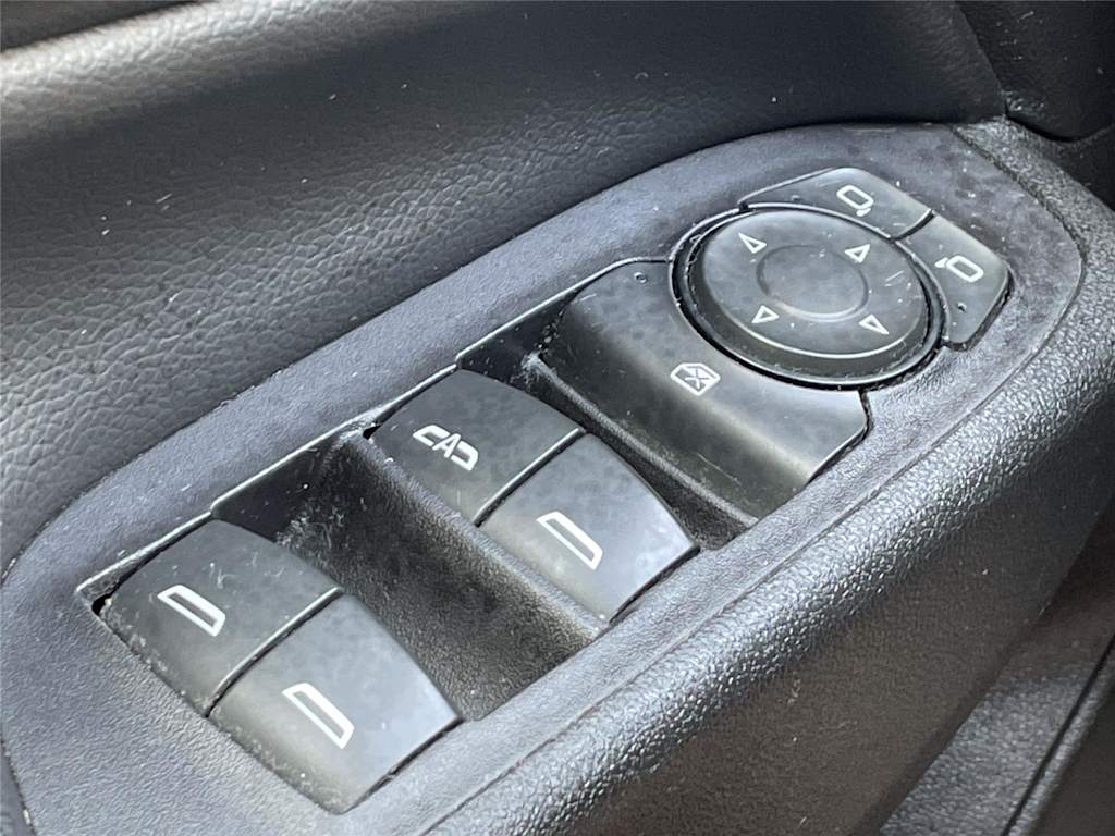 Thumbnail: 2019 Chevrolet Equinox - 27