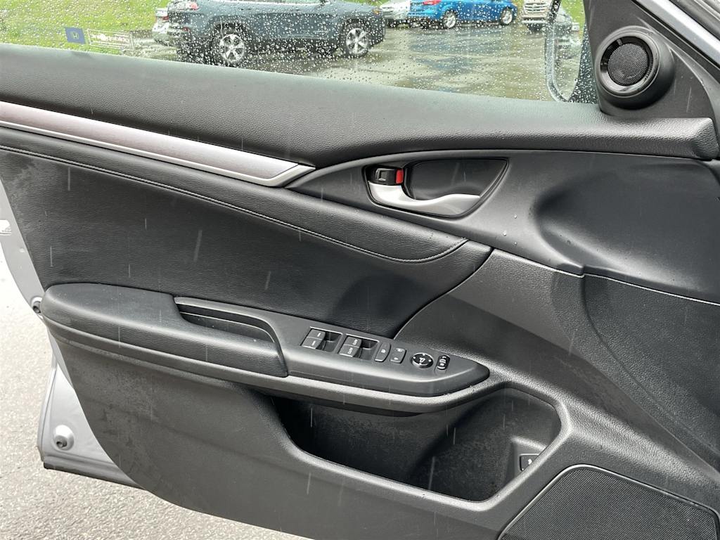 2017 Honda Civic EX-L 28