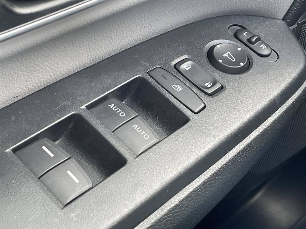 Thumbnail: 2020 Honda CR-V - 20