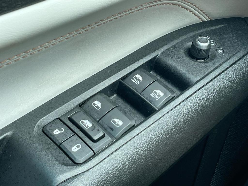 Thumbnail: 2022 Jeep Compass - 26