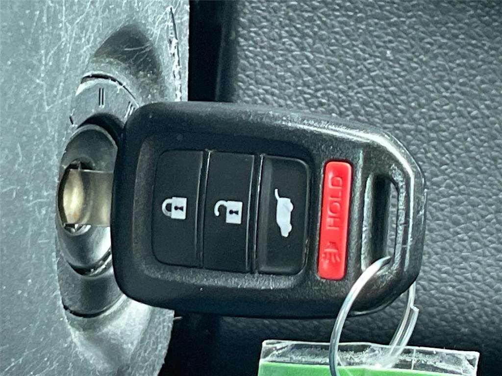 Thumbnail: 2016 Honda HR-V - 15