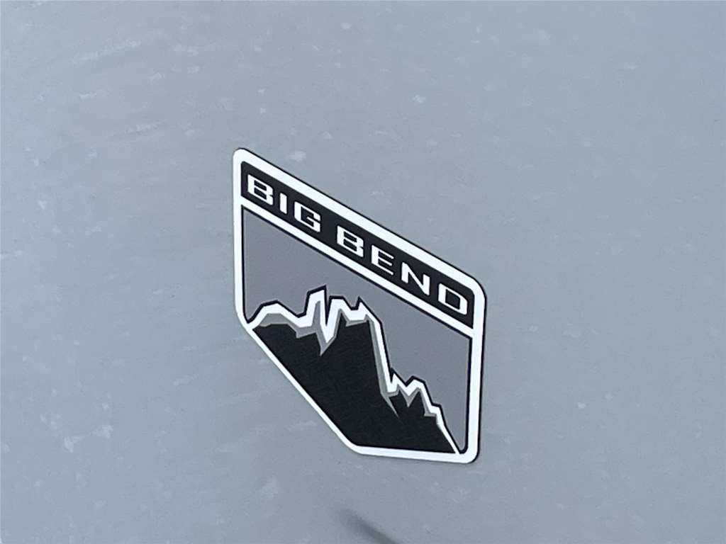 Thumbnail: 2021 Ford Bronco Sport - 21