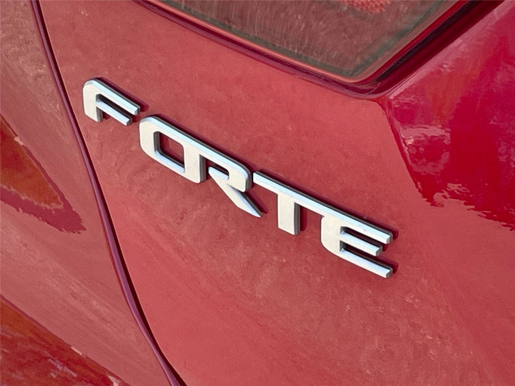 Thumbnail: 2023 Kia Forte - 7