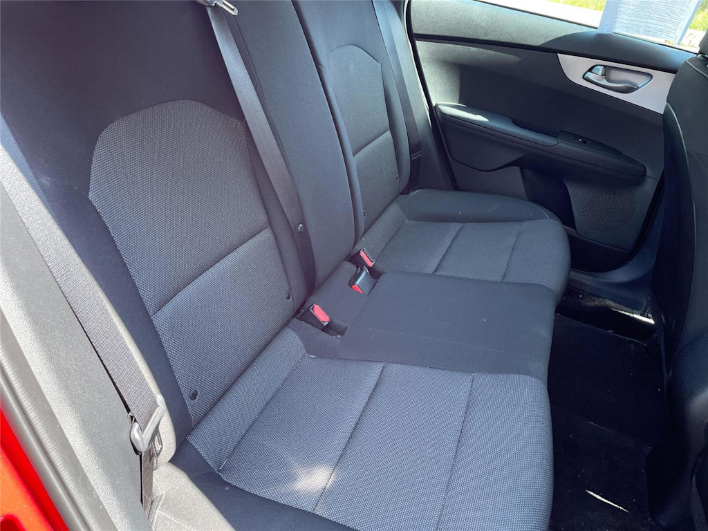 Thumbnail: 2023 Kia Forte - 21