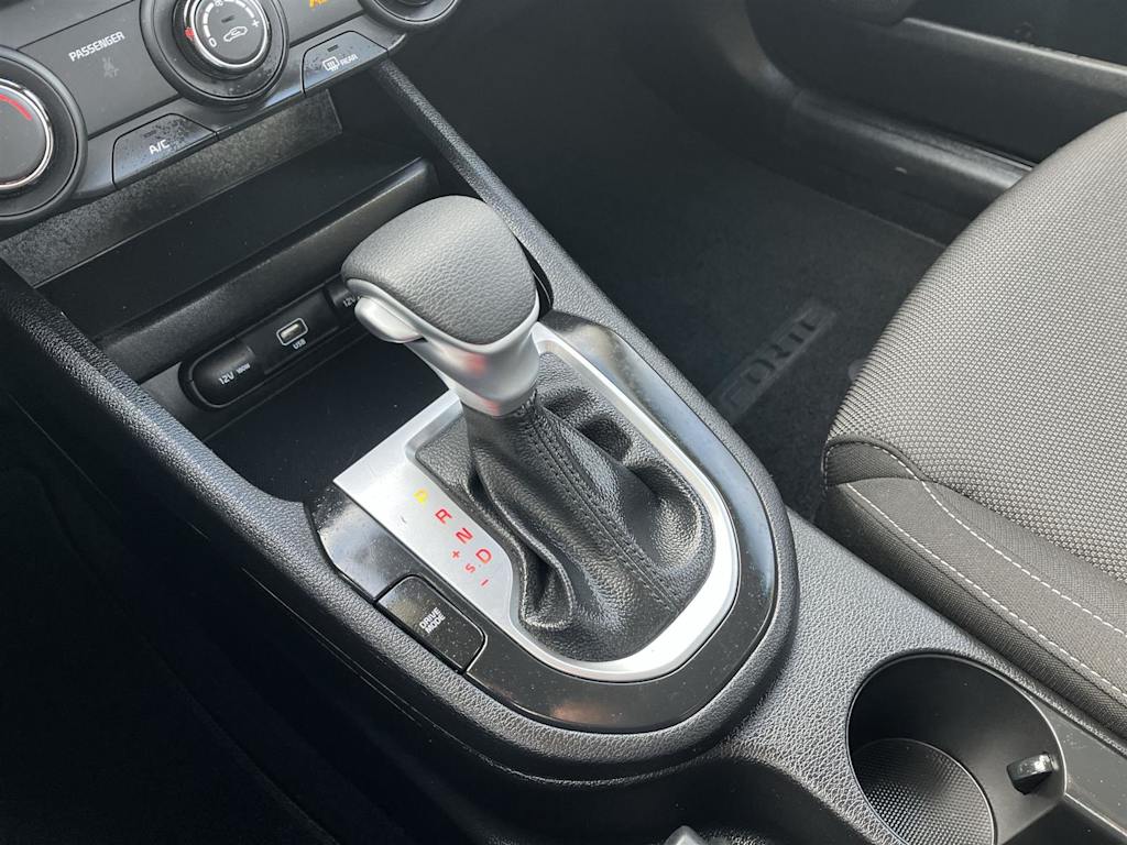 Thumbnail: 2023 Kia Forte - 12