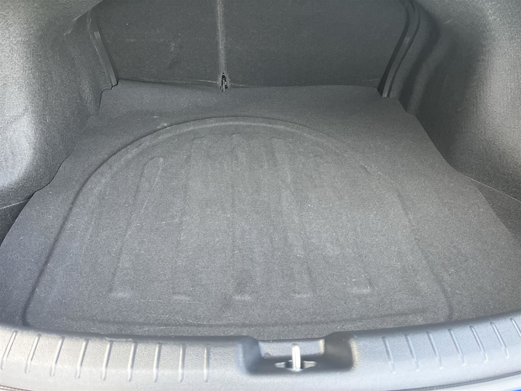 Thumbnail: 2023 Kia Forte - 14