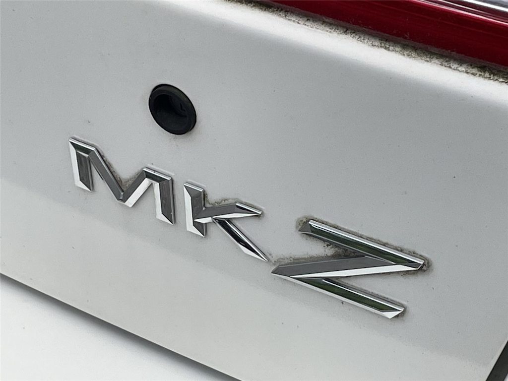 Thumbnail: 2012 Lincoln MKZ - 4