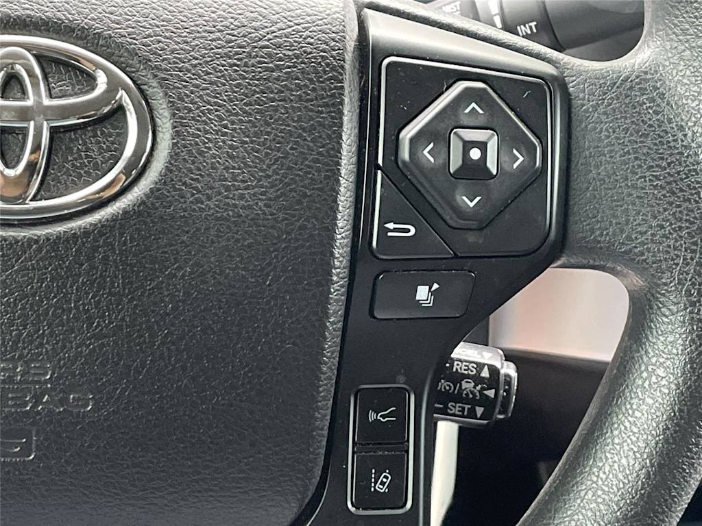 Thumbnail: 2021 Toyota Tacoma - 21
