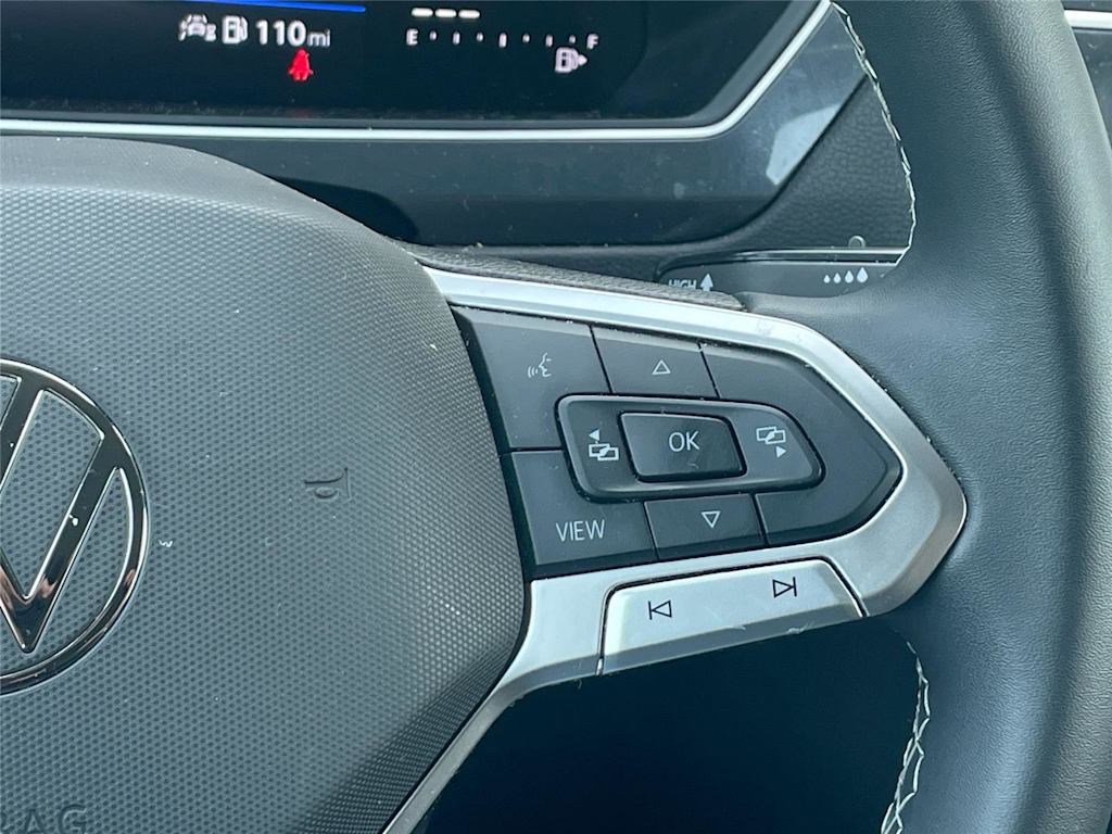 Thumbnail: 2024 Volkswagen Tiguan - 22