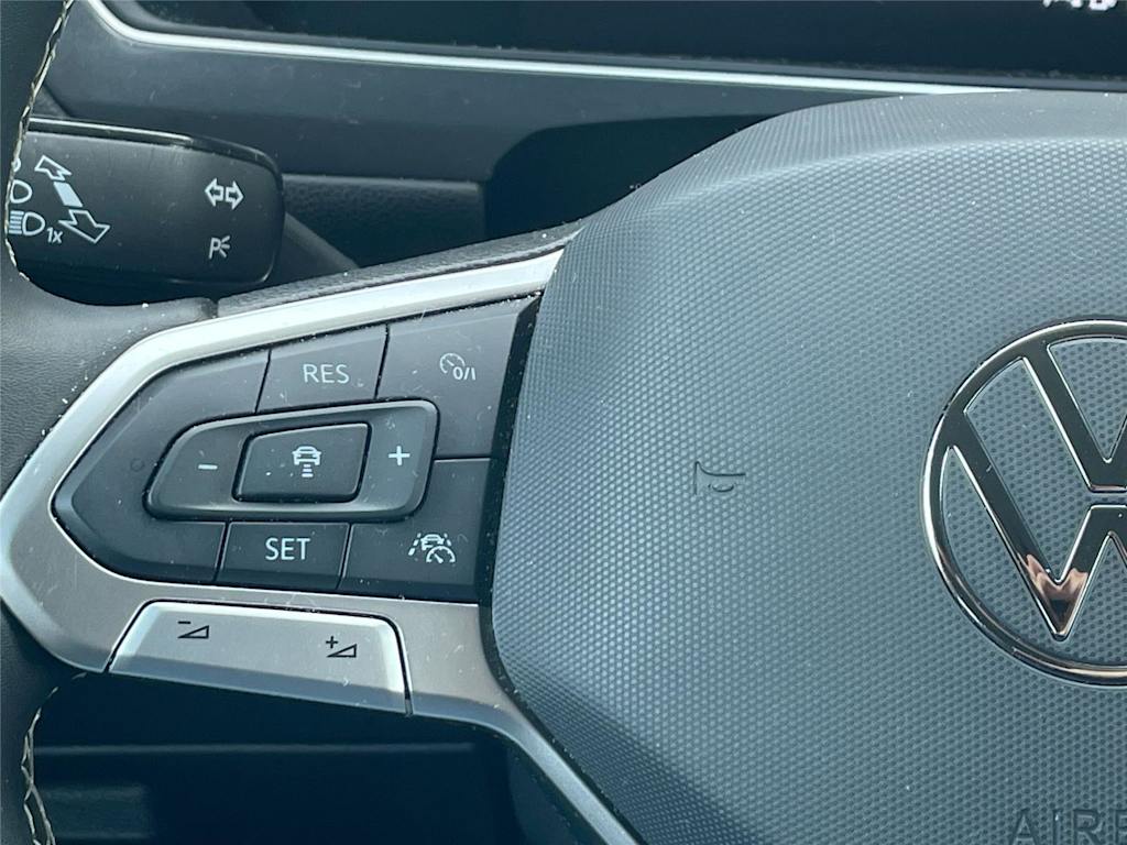 Thumbnail: 2024 Volkswagen Tiguan - 21