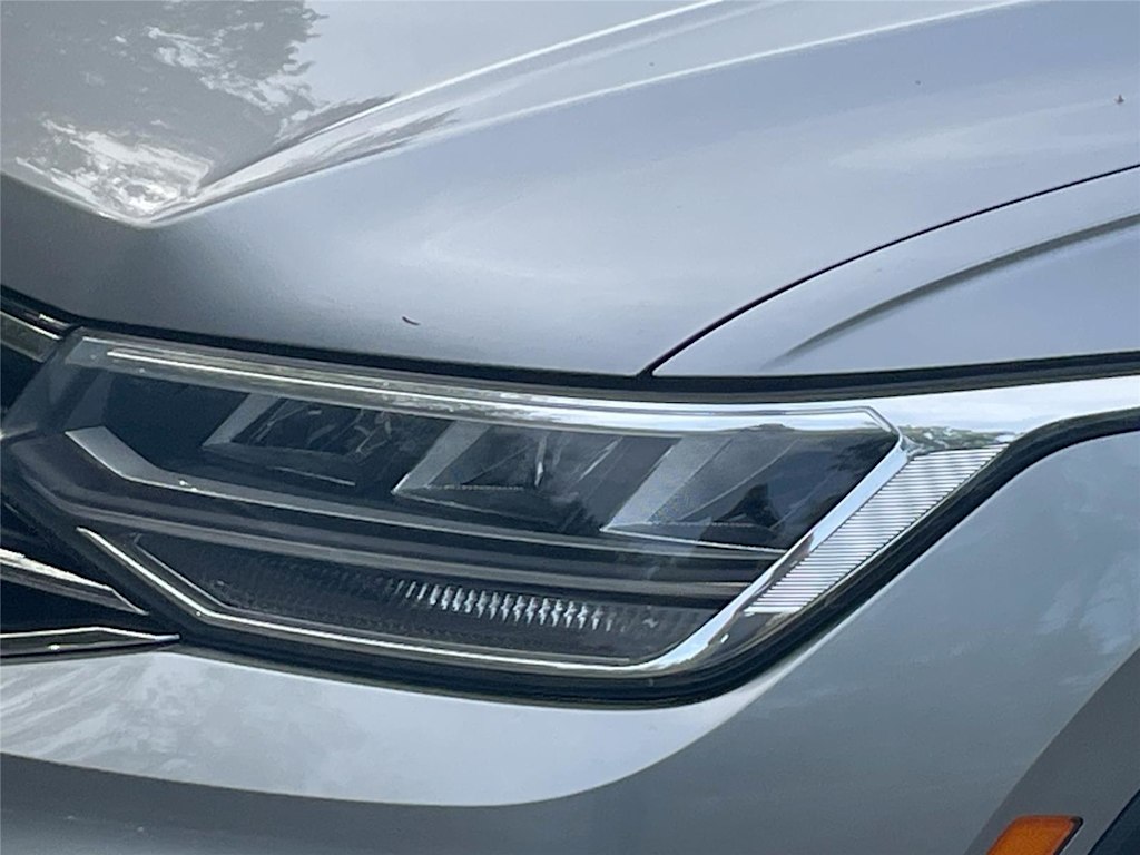 Thumbnail: 2024 Volkswagen Tiguan - 15