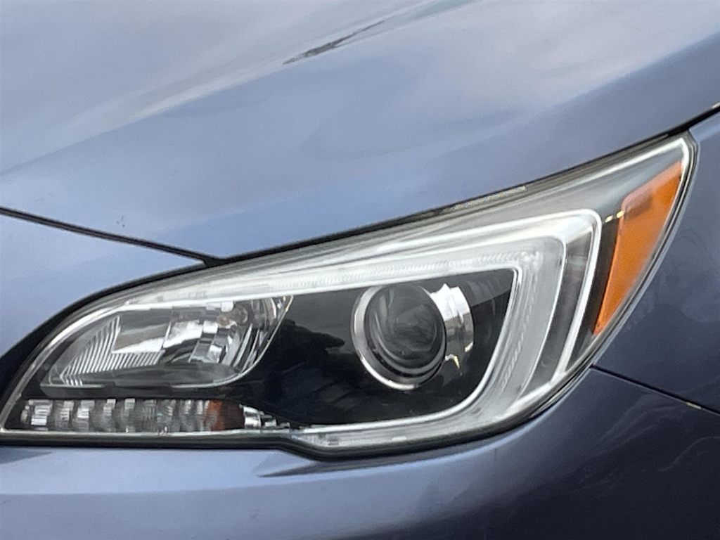 Thumbnail: 2015 Subaru Outback - 21