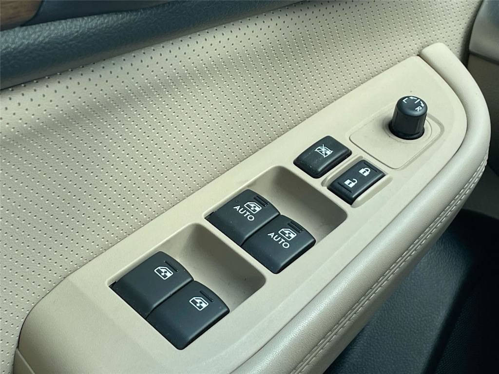 Thumbnail: 2016 Subaru Outback - 22