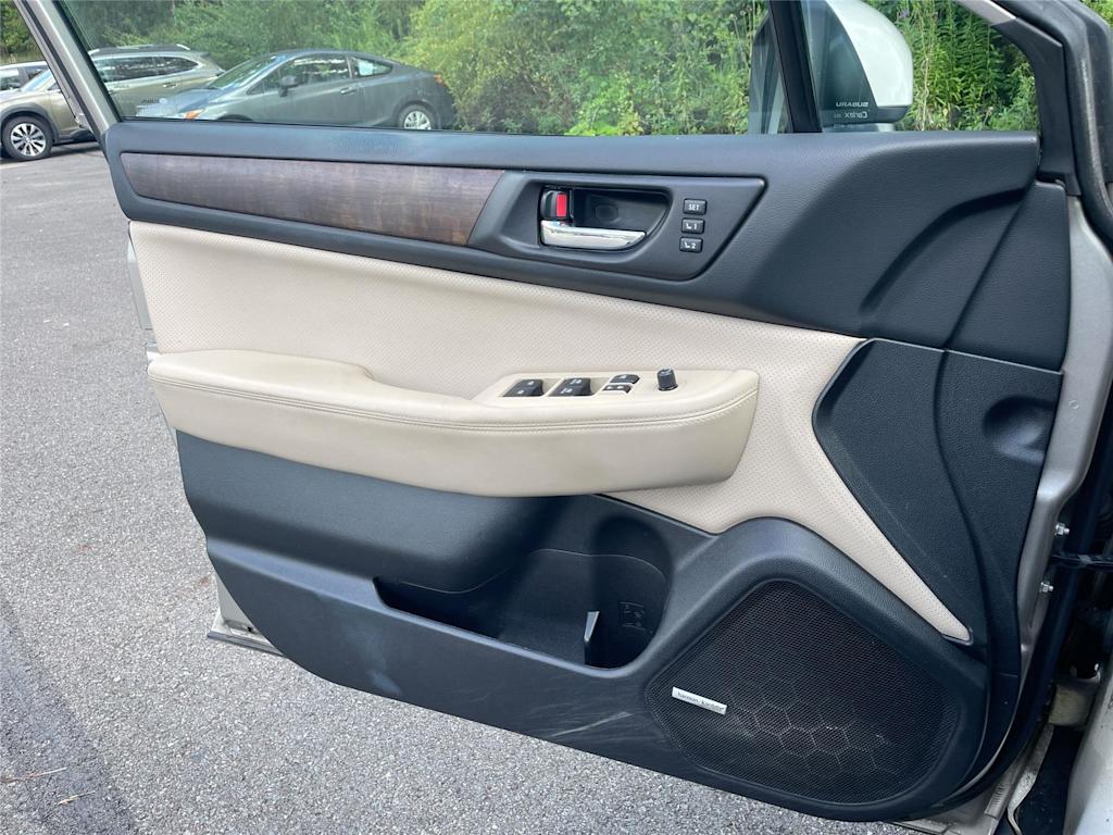 Thumbnail: 2016 Subaru Outback - 21