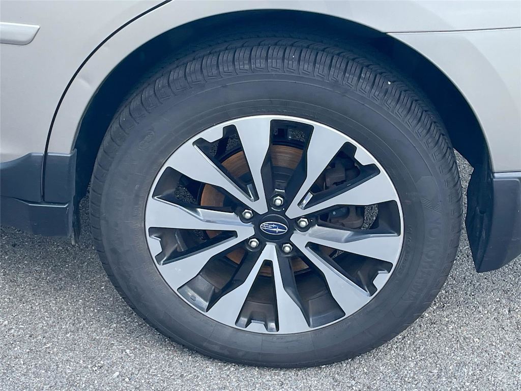 Thumbnail: 2016 Subaru Outback - 7