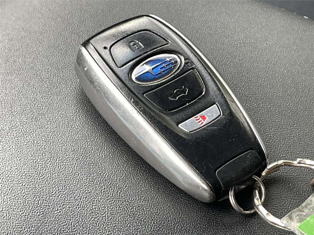 Thumbnail: 2017 Subaru Outback - 16
