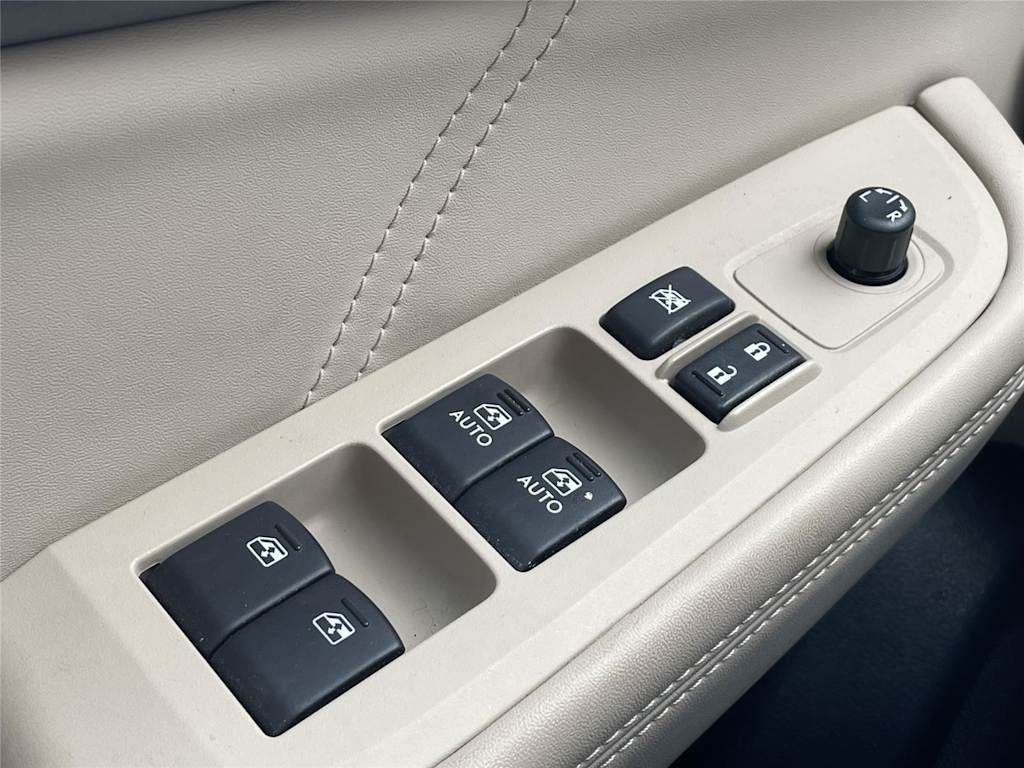 Thumbnail: 2018 Subaru Outback - 32