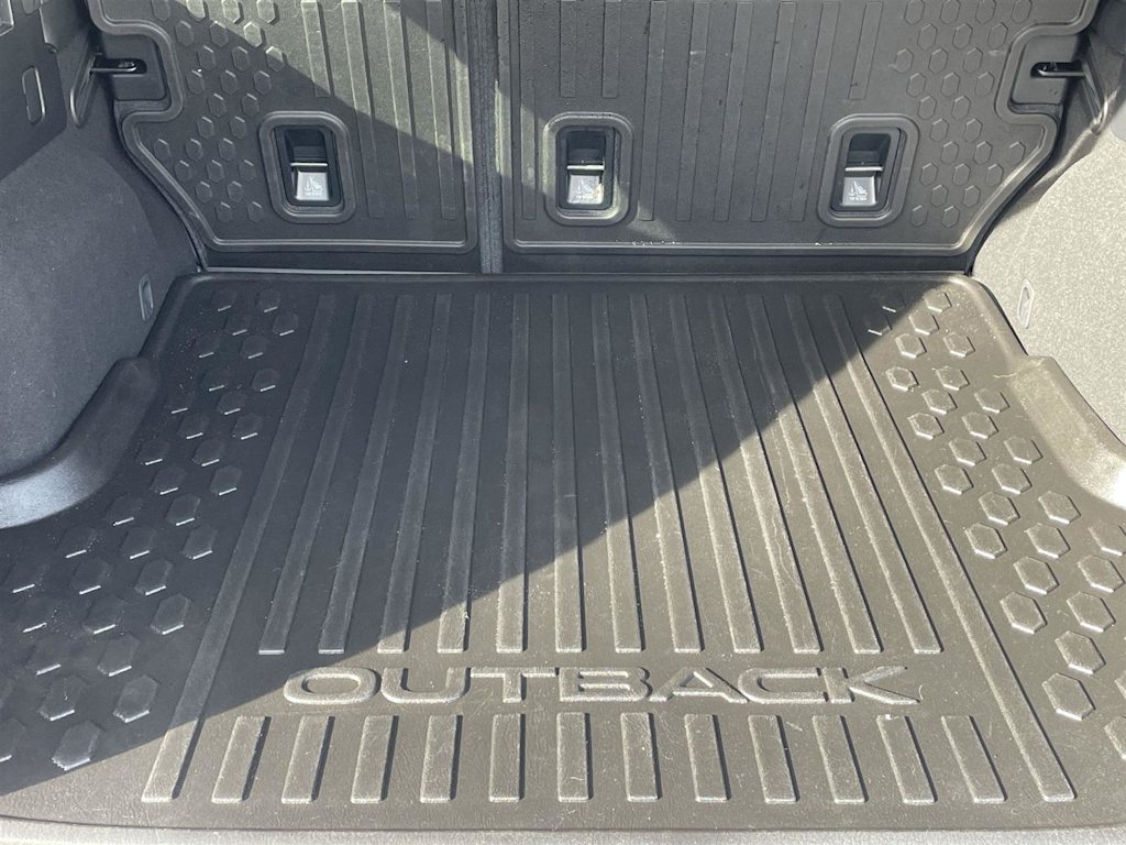 Thumbnail: 2022 Subaru Outback - 15