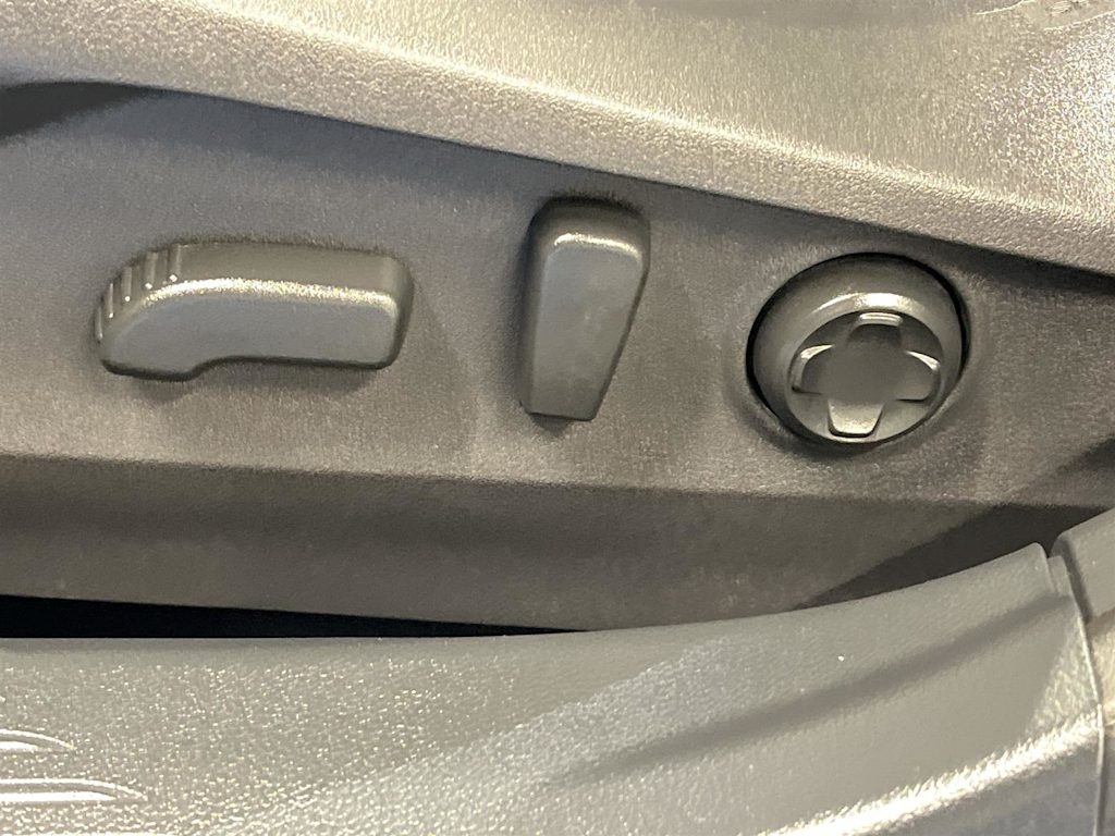 Thumbnail: 2023 Subaru Outback - 21