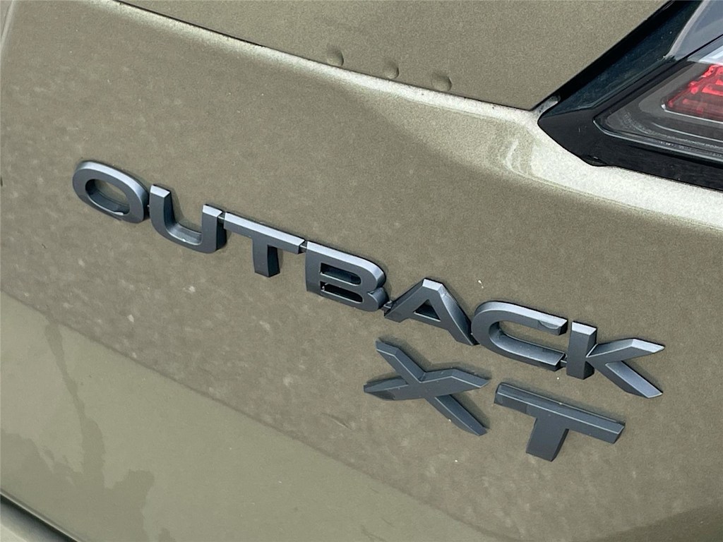 Thumbnail: 2022 Subaru Outback - 6