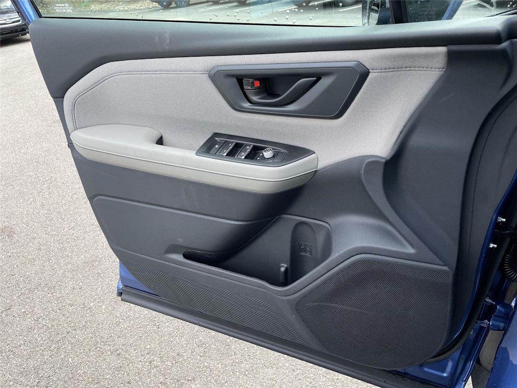 Thumbnail: 2026 Subaru Forester - 26