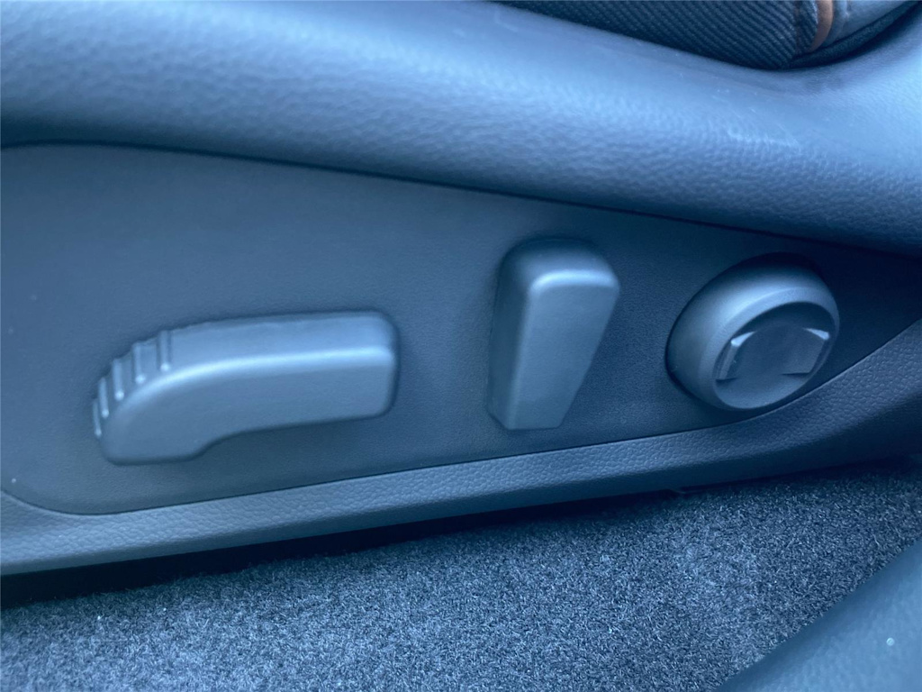 Thumbnail: 2026 Subaru Forester - 21