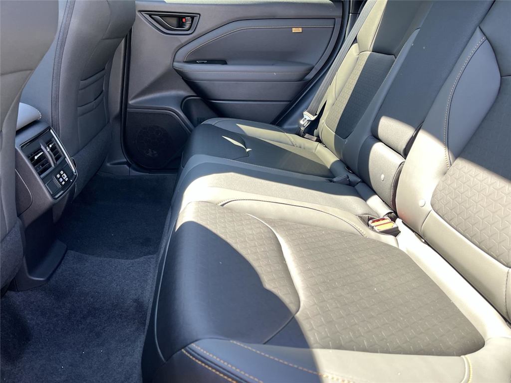 Thumbnail: 2026 Subaru Forester - 11