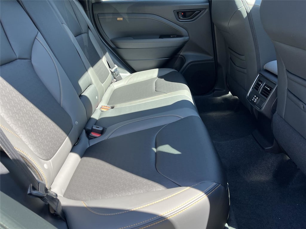 Thumbnail: 2026 Subaru Forester - 10