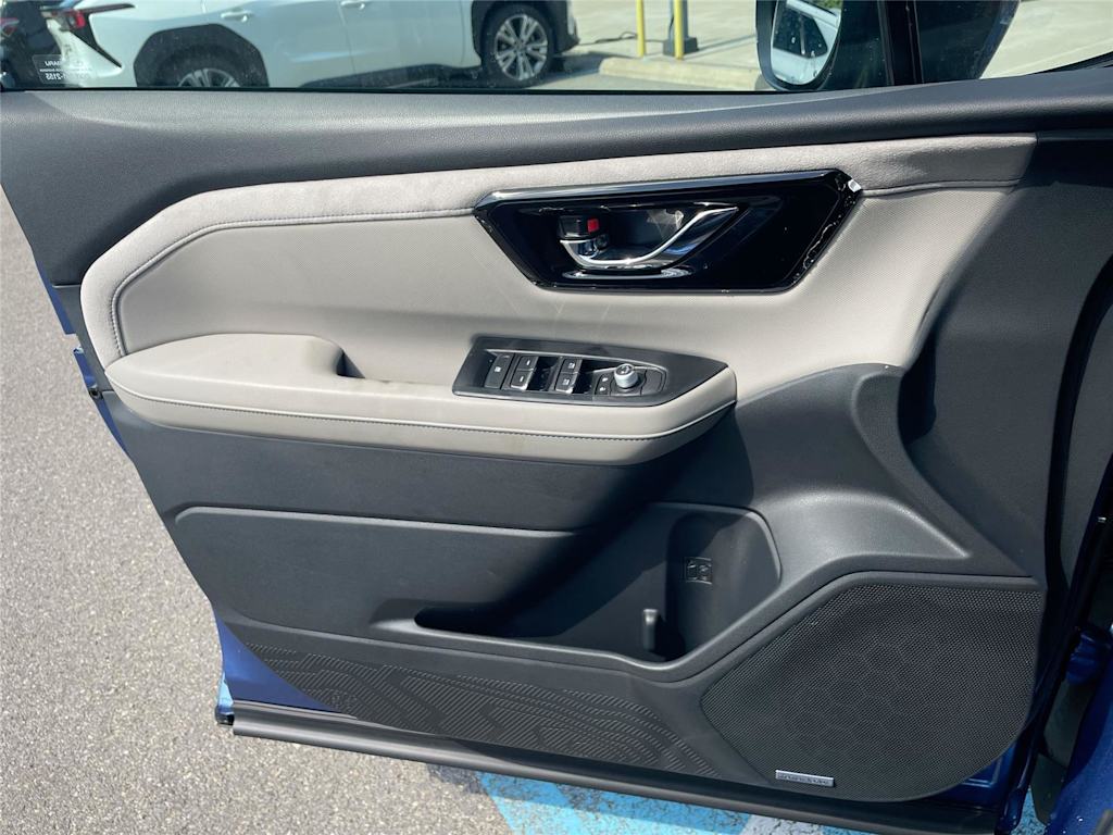 Thumbnail: 2026 Subaru Forester - 28