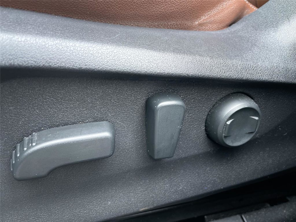 Thumbnail: 2021 Subaru Ascent - 14