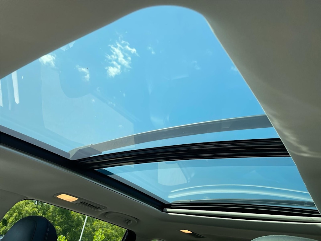 Thumbnail: 2023 Subaru Ascent - 22