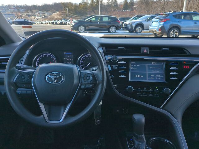 2018 Toyota Camry LE 2