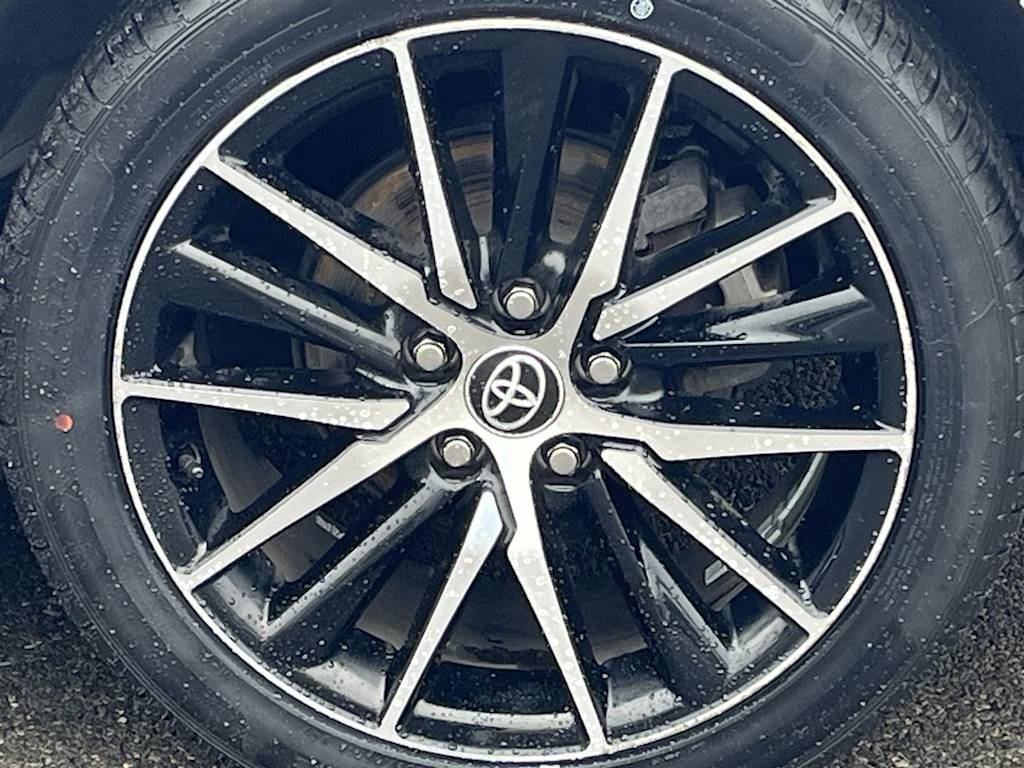 Thumbnail: 2023 Toyota Camry - 7